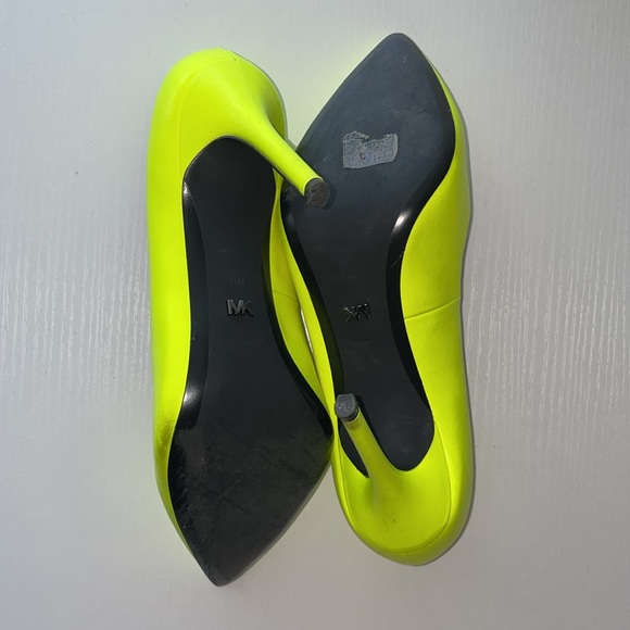 Neon Green MICHAEL Michael Kors Heels - Size 8 - Picture 5 of 5